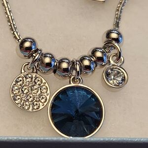 NIB Three Cheers Touchstone Crystal Necklace, Blue & White, 1944N